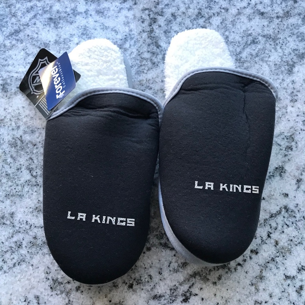 LA Kings Women’s slippers new bedazzled